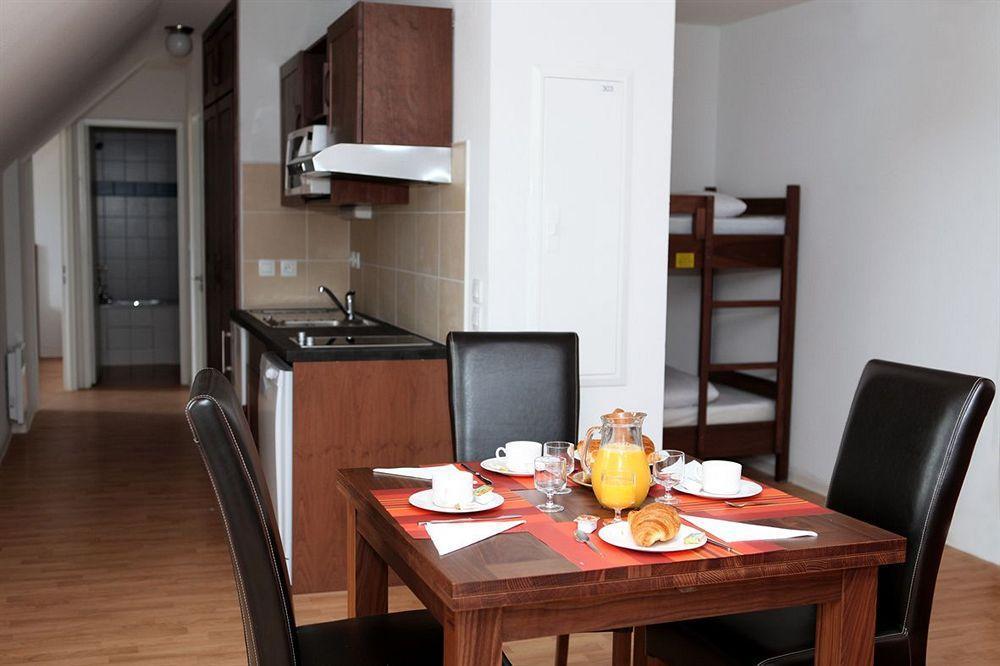 Comfort Aparthotel Lourdes L'Acacia Ngoại thất bức ảnh