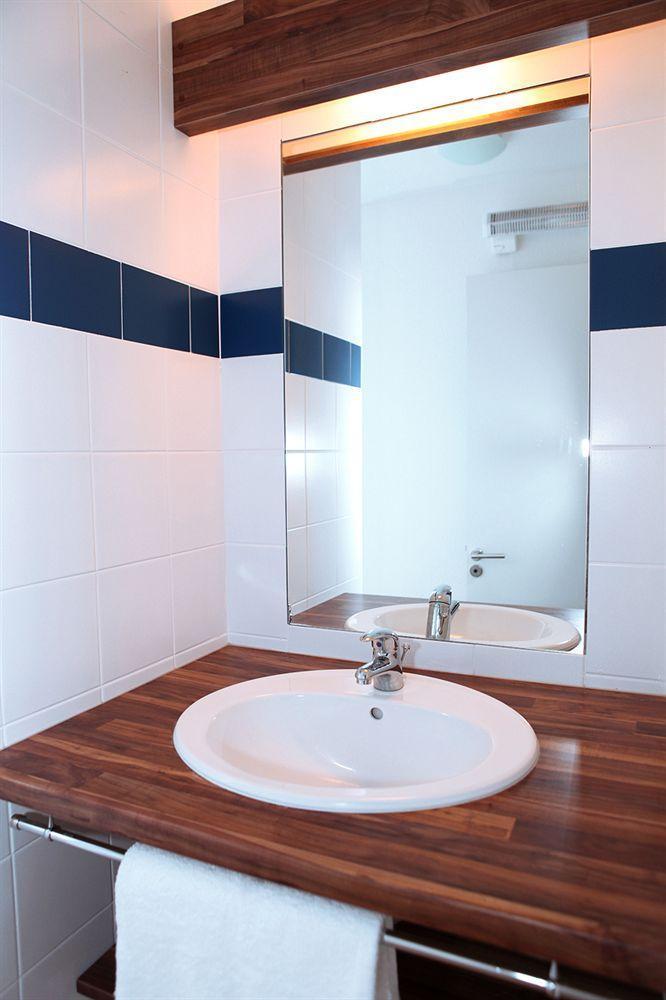 Comfort Aparthotel Lourdes L'Acacia Ngoại thất bức ảnh