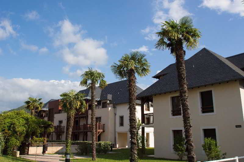 Comfort Aparthotel Lourdes L'Acacia Ngoại thất bức ảnh