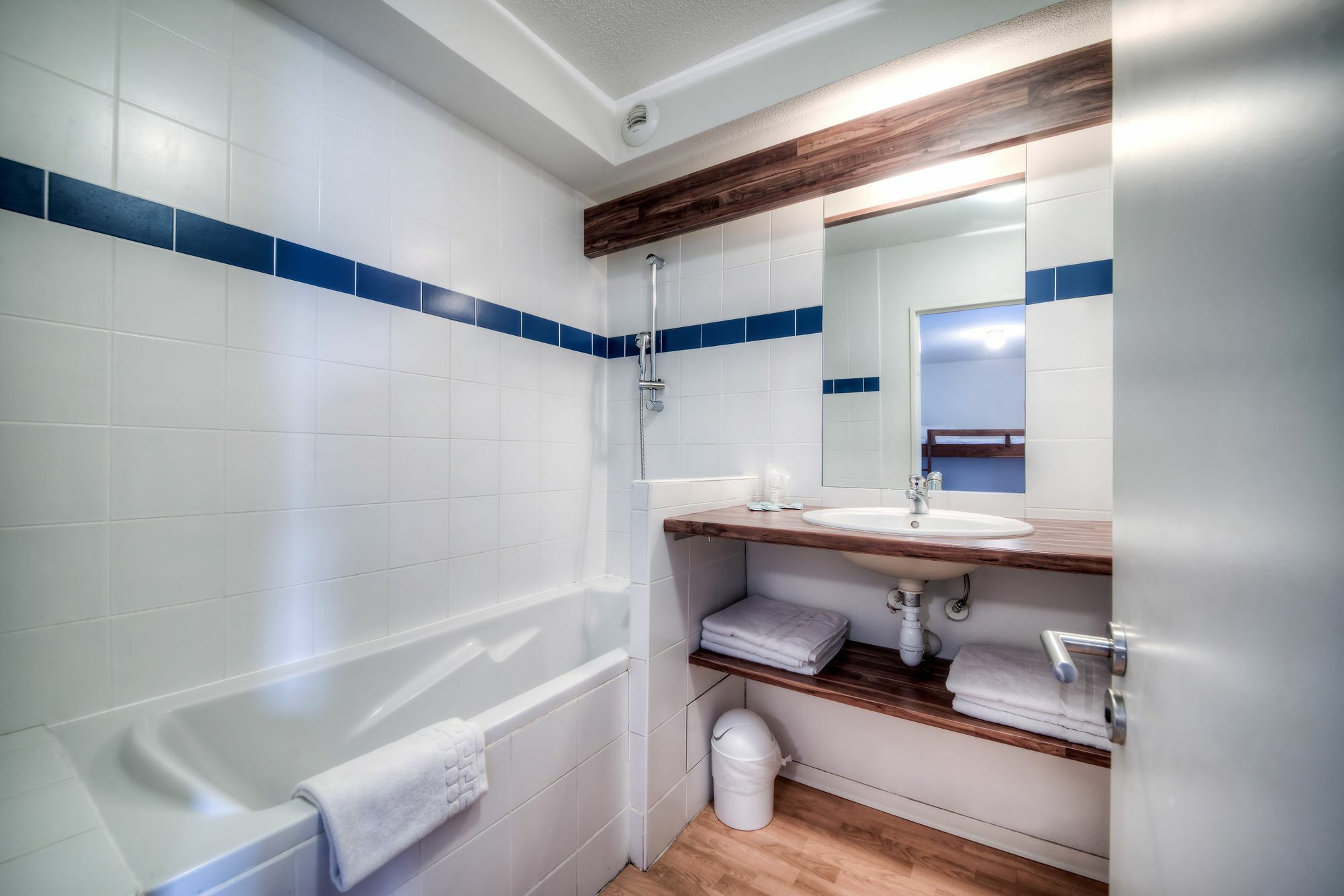 Comfort Aparthotel Lourdes L'Acacia Ngoại thất bức ảnh