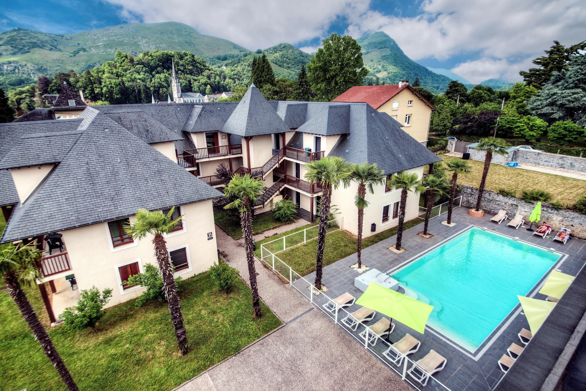 Comfort Aparthotel Lourdes L'Acacia Ngoại thất bức ảnh